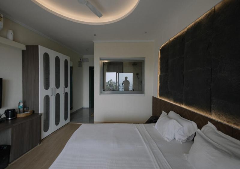 Wildernest Hilltop Resort Mangvadi 외부 사진